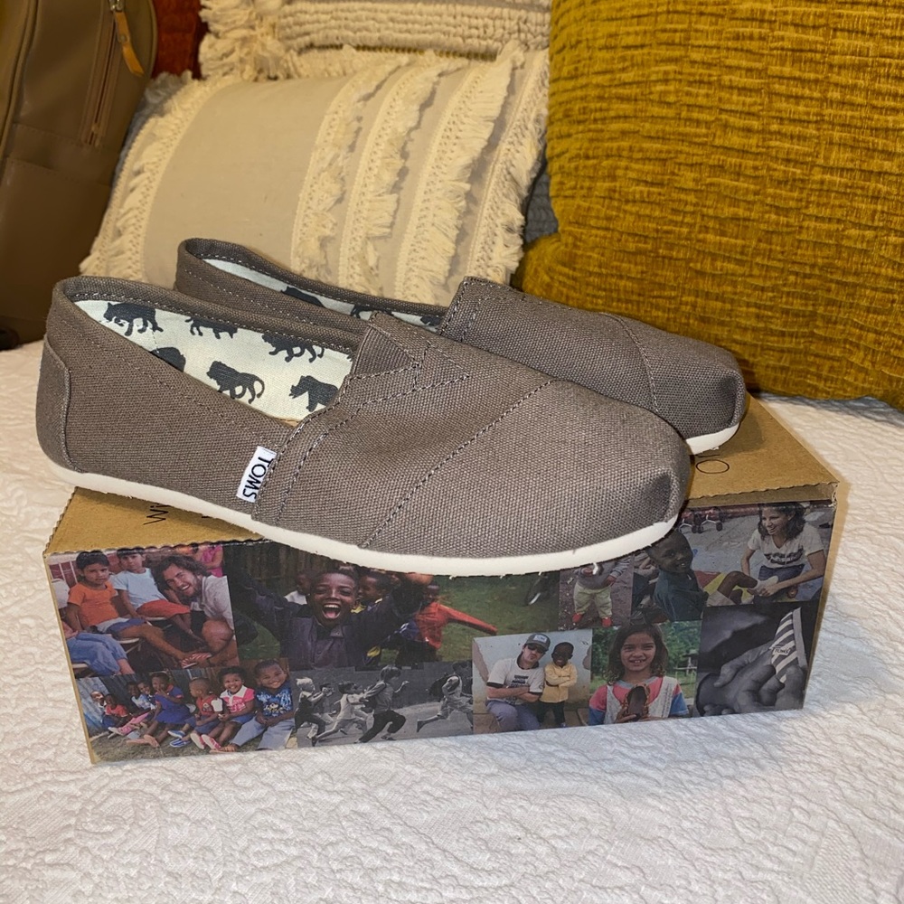 TOMS